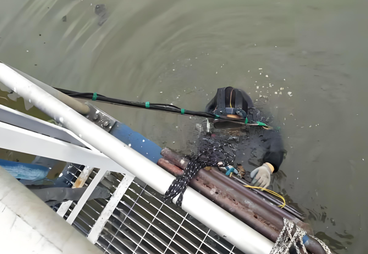 水下安裝、拆除